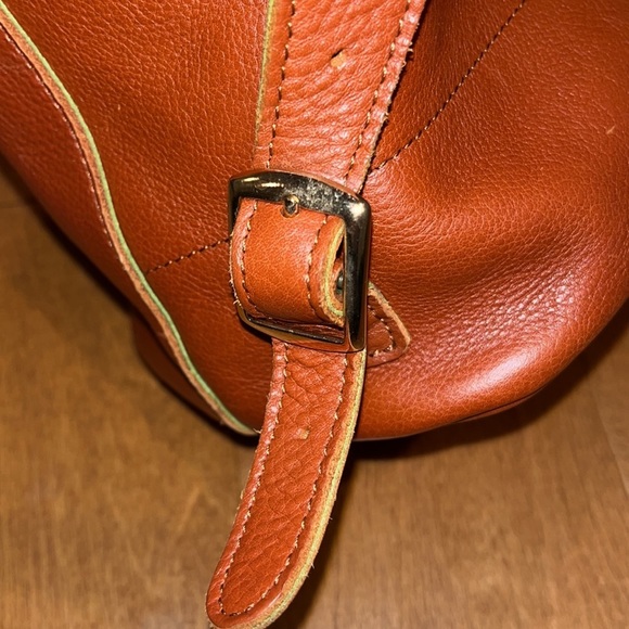 Terrida Gorgeous Genuine Calf Leather Backpack - Picture 13 of 16